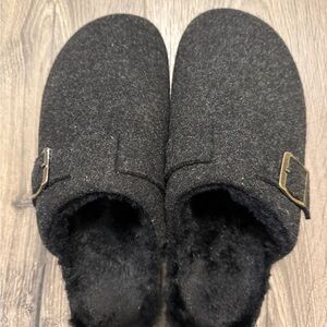Cozy Black Buckle Slippers